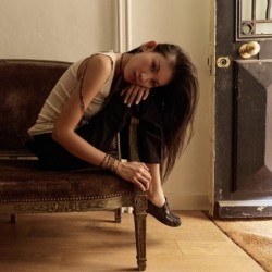 Bracelet élastique 3 tours & collier Tilda rubis | Belle mais pas que
